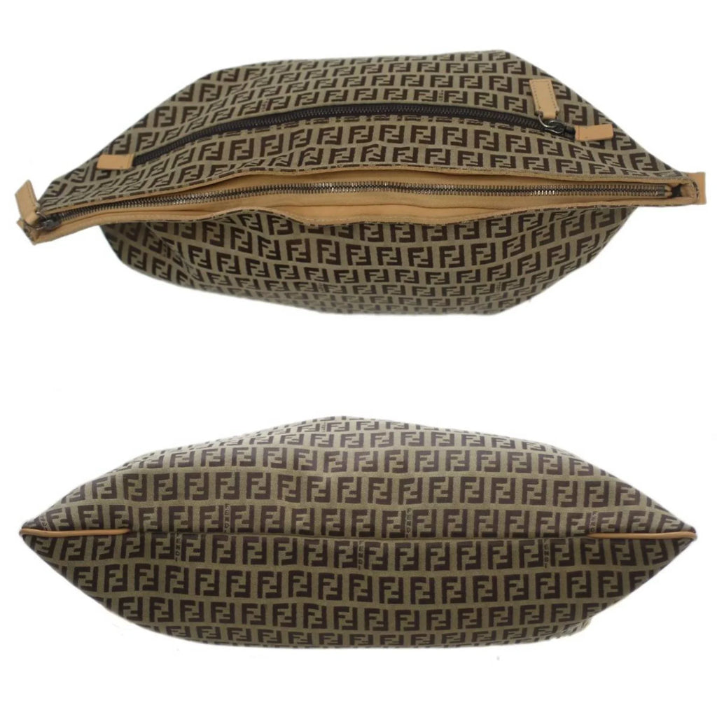 Pre-Owned FENDI Sizehoulder bag Zucca pattern Brown 2355.7VA020.28E (Good)