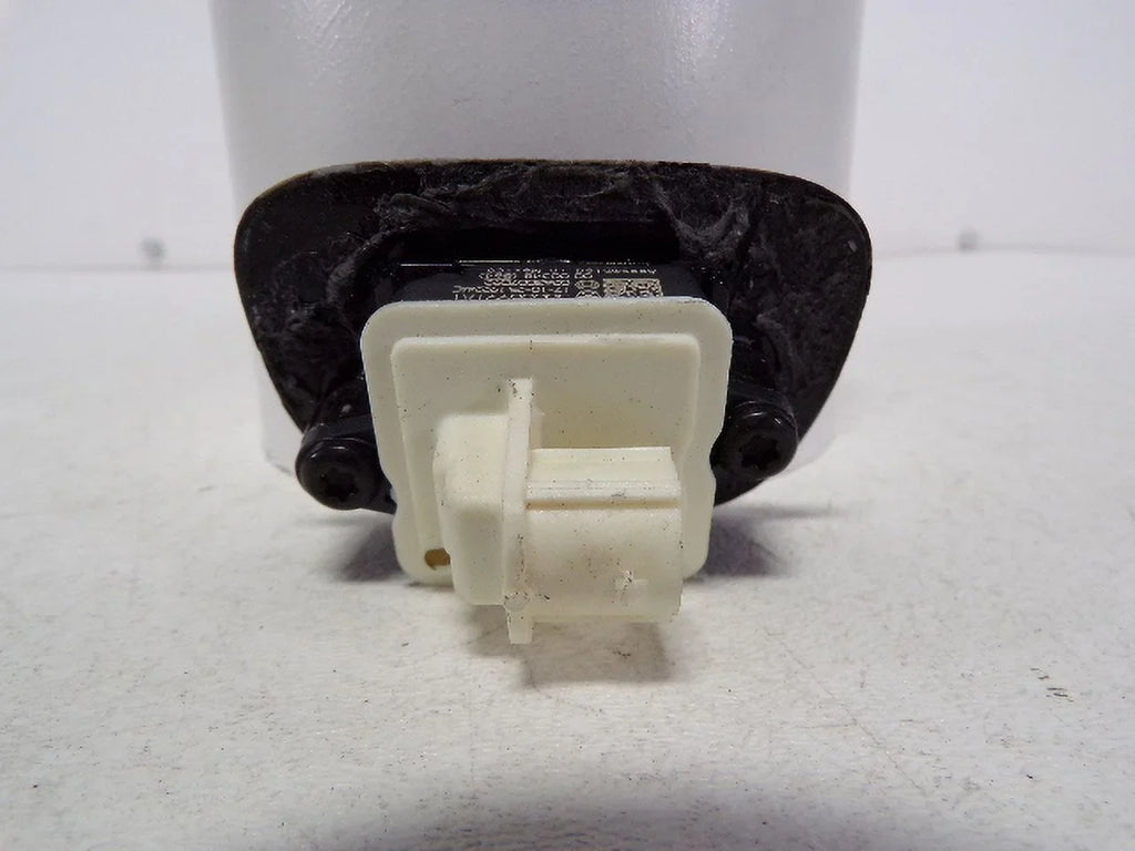 Pre-Owned 14-18 Jeep Cherokee Rear View Backup Camera OEM LKQ (Good)
