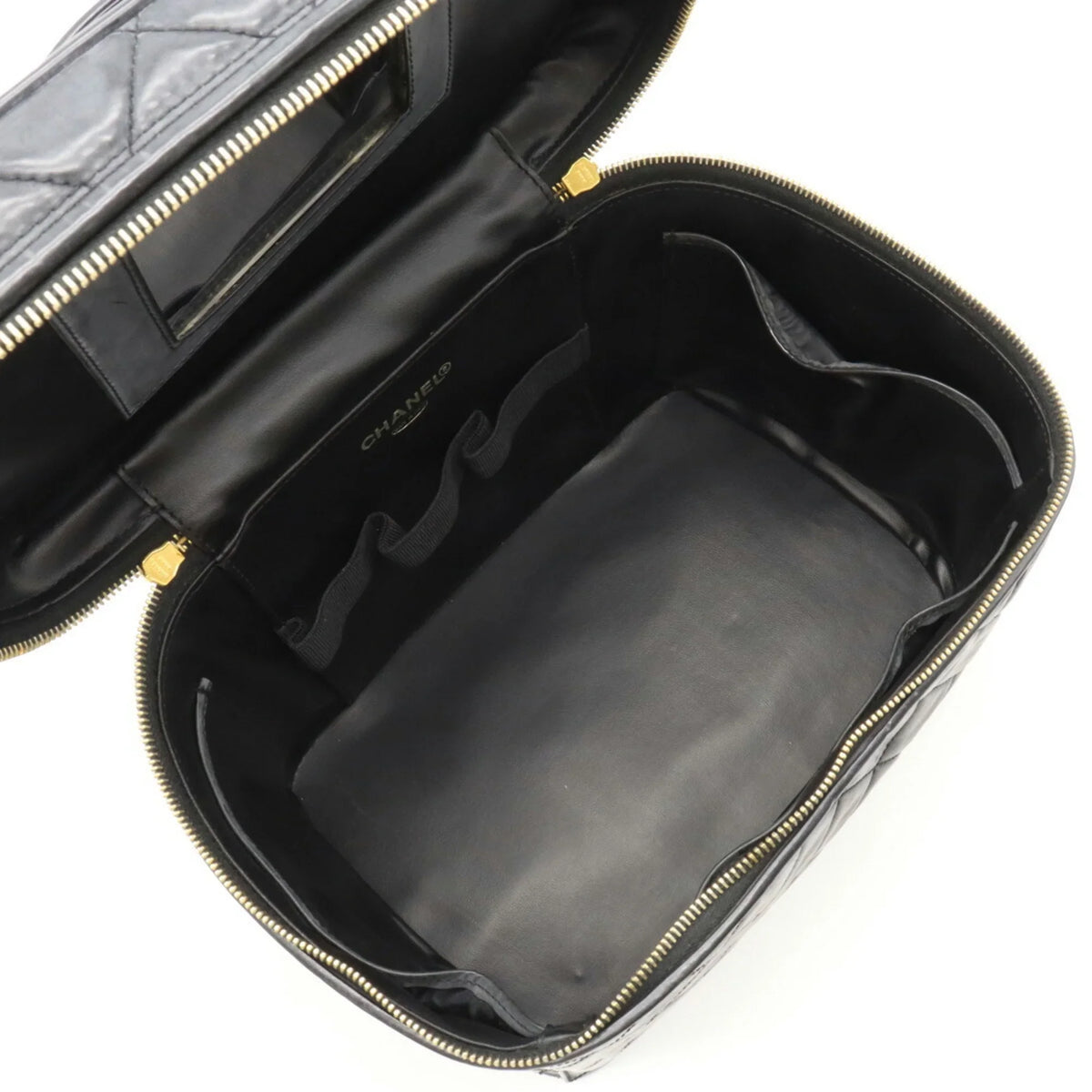 Pre-Owned CHANEL Chanel Matelasse Coco Mark Vanity Bag Handbag Sizehoulder Leather Black (Fair)