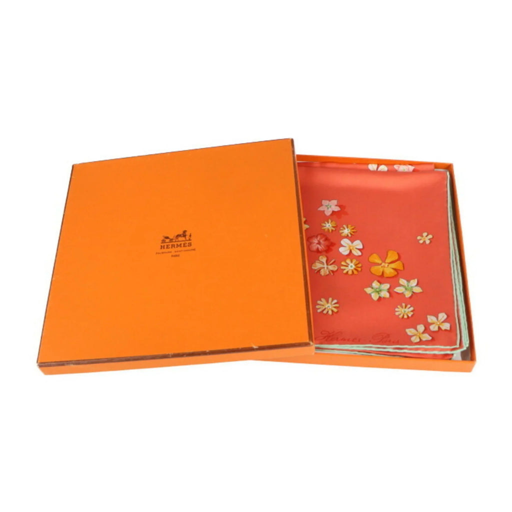 Pre-Owned HERMESize Hermes FLOWER POWER Carre 90 scarf silk CORAIL pink series multicolor (Like New)