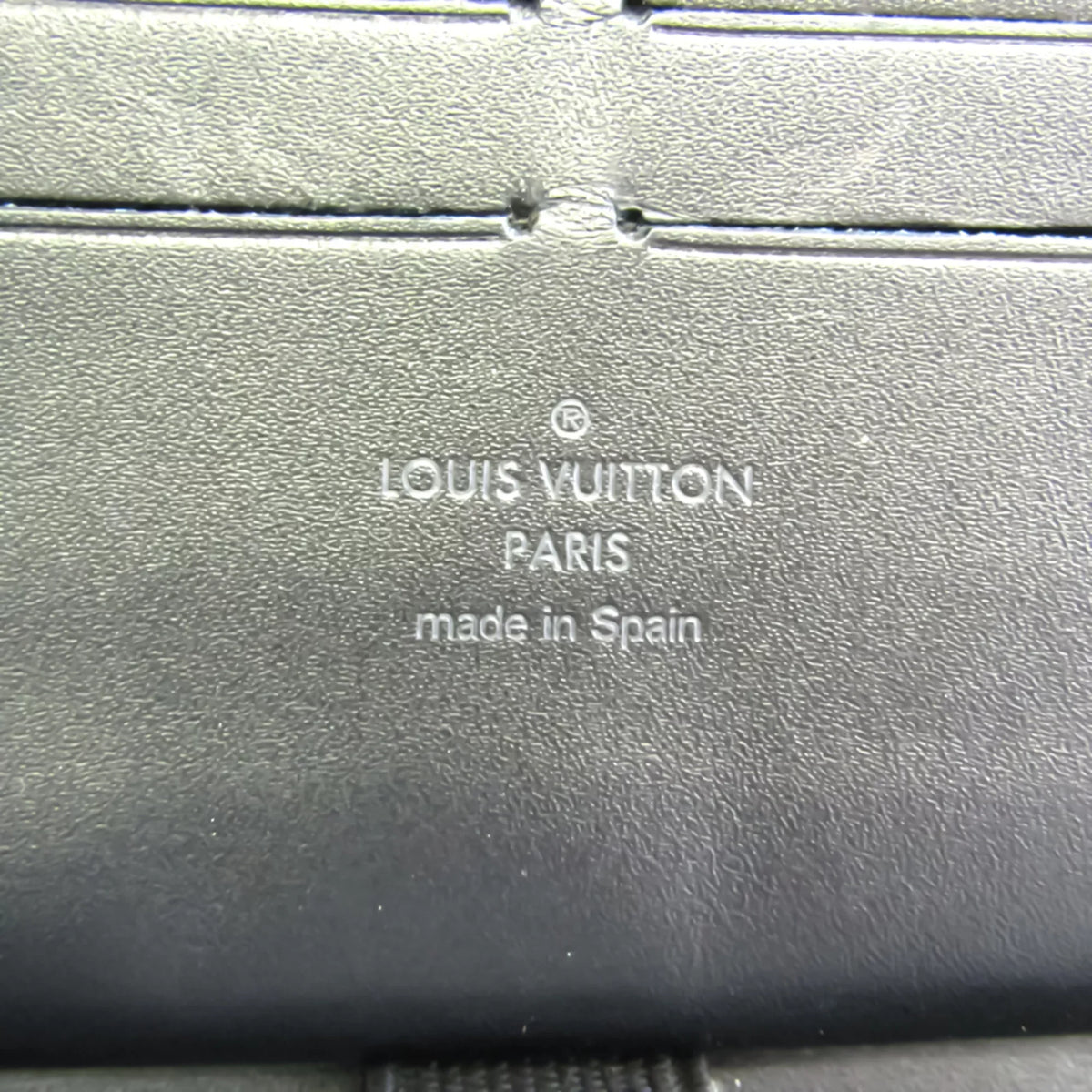 Pre-Owned Louis Vuitton Zippy Organizer M97026 Men's Utah Leather Long Wallet (bi-fold) Basalt (Good)