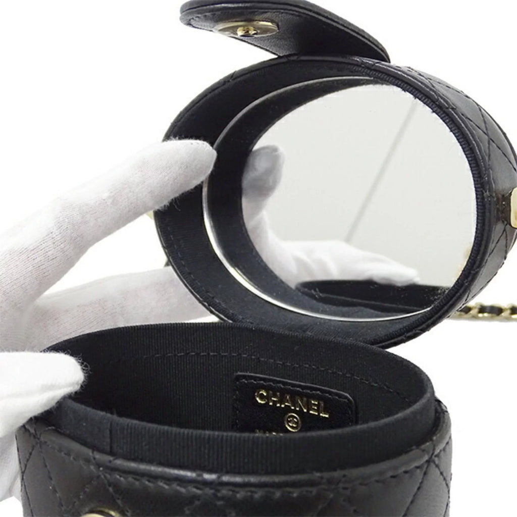 Pre-Owned Chanel AP1616 / ― Women's Sizeuede Sizehoulder Bag Black (Good)