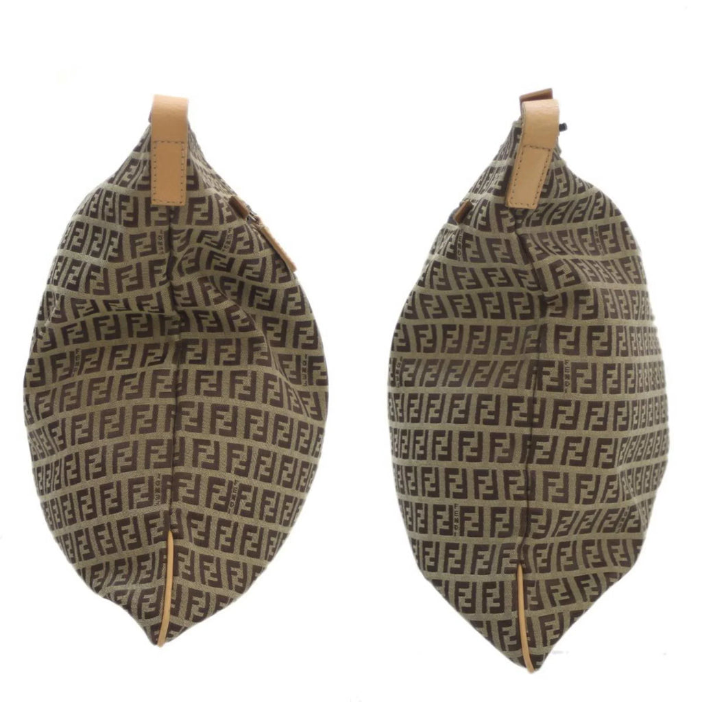 Pre-Owned FENDI Sizehoulder bag Zucca pattern Brown 2355.7VA020.28E (Good)