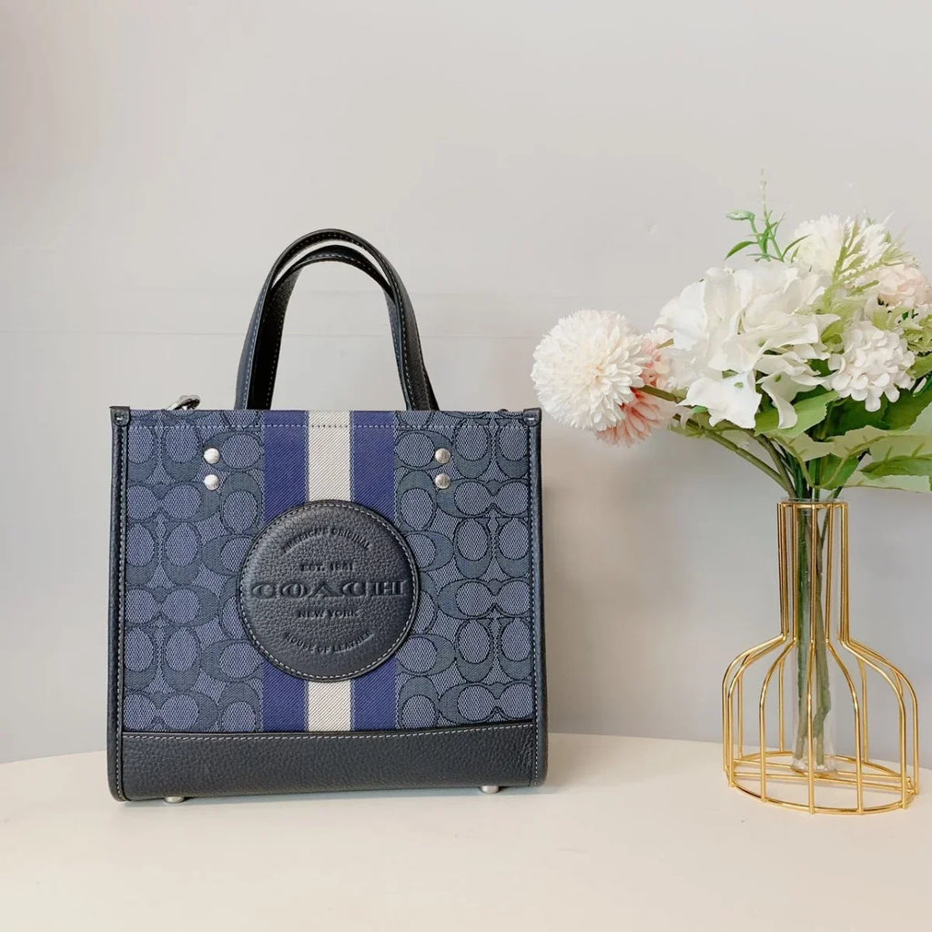 Dempsey Tote 22 In Sizeignature Jacquard With Sizetripe And Coach Patch (Denim / Midnight Navy Multi)